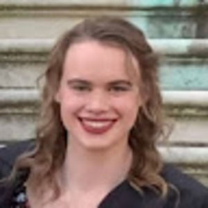 Meet your Posher, Evelyn